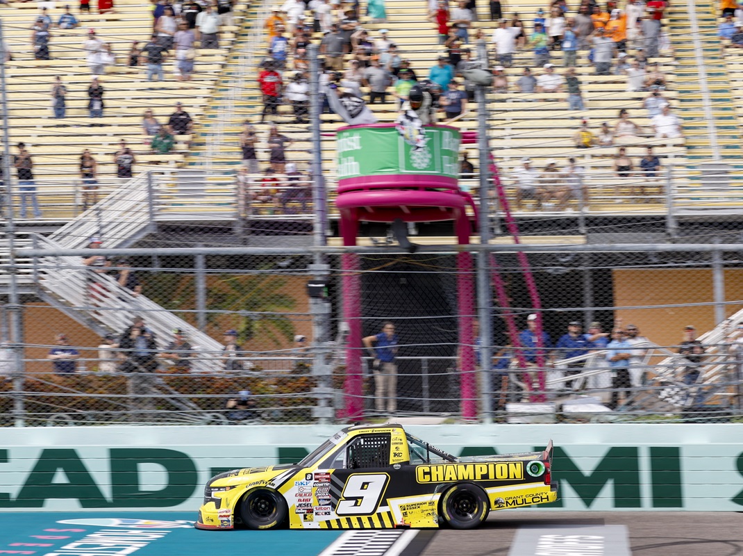 Enfinger Keeps Rolling With Miami Truck Series Score - Race Face TV